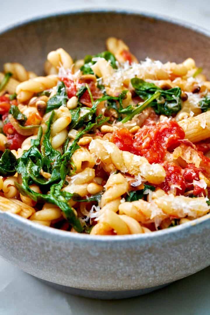 Arugula Pasta with Tomato and Pine Nuts - Proportional Plate