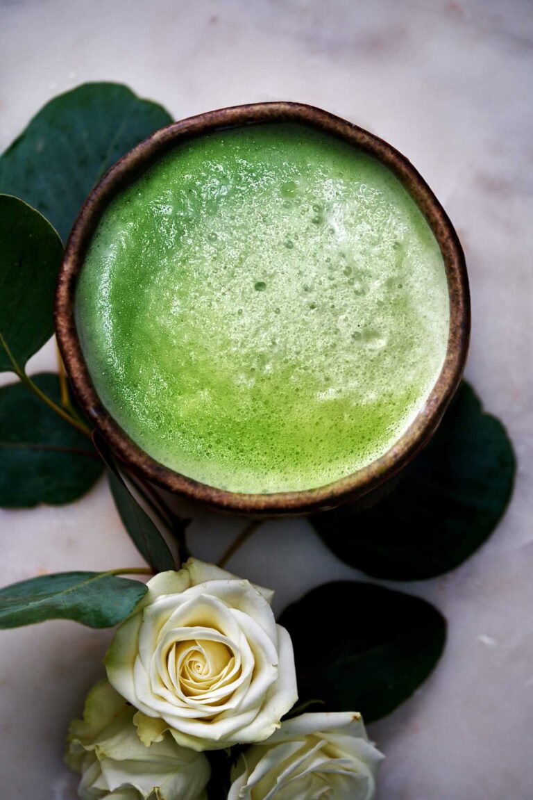 Matcha Rose Latte