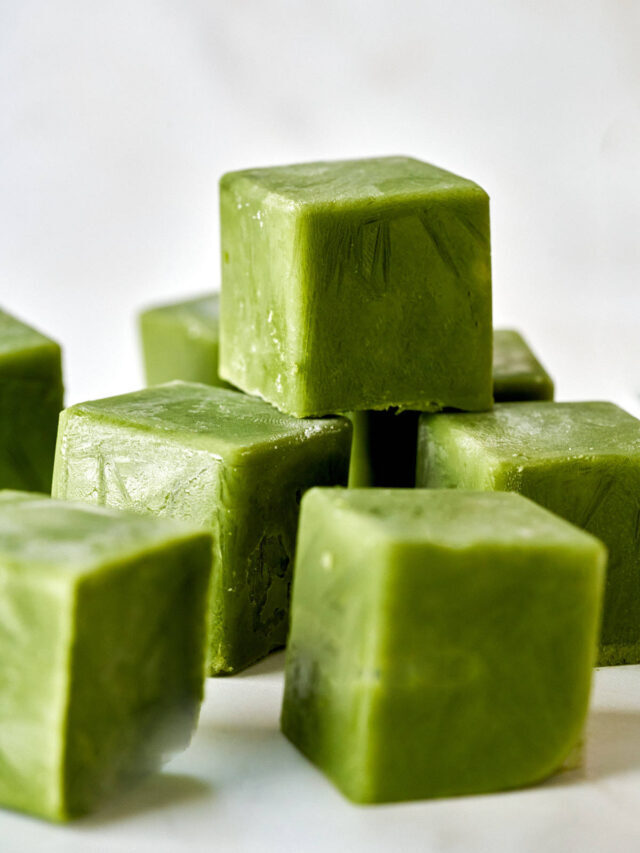 Matcha Latte Ice Cubes